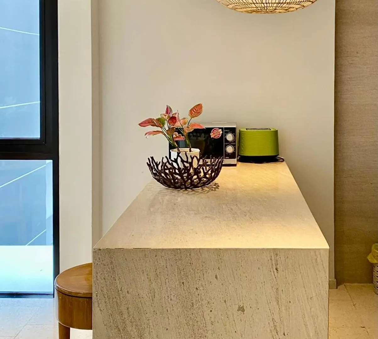 Luxury Beach Apartments Located In 5-Stars Resort - Free Use Of Resort'S Facilities Da Nang