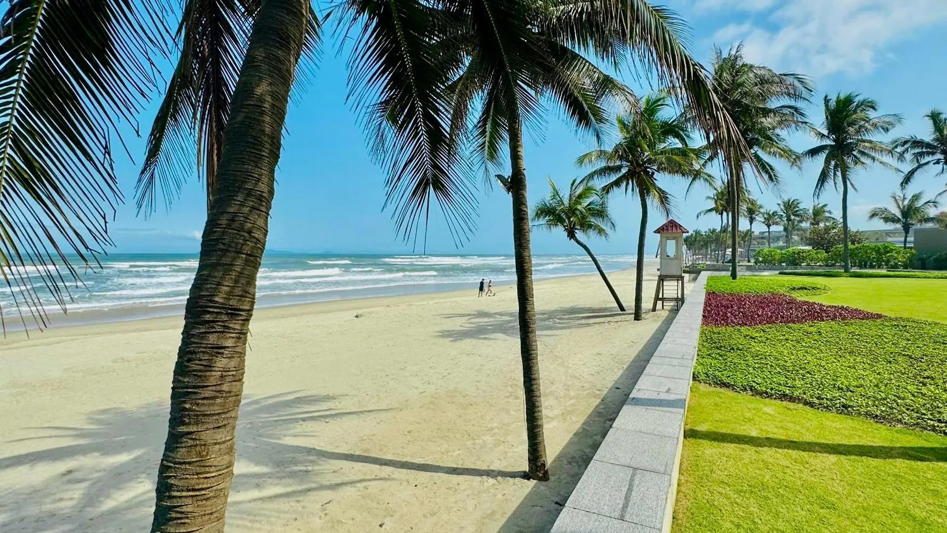 Luxury Beach Apartments Located In 5-Stars Resort - Free Use Of Resort'S Facilities Da Nang Vietnam