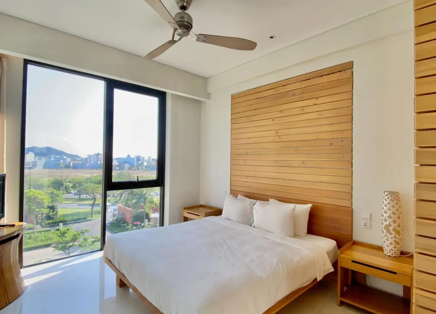 Luxury Beach Apartments Located In 5-Stars Resort - Free Use Of Resort'S Facilities Da Nang 0*,  Vietnam